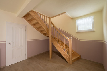 Treppenbau Treppe mit Setzstufen ComfortLine