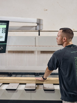 Steuerung- einer Maschine im Treppenbau