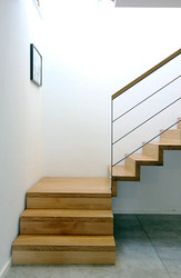 Viertelgewendelte Faltwerktreppe