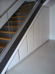 Treppenauszugsschrank