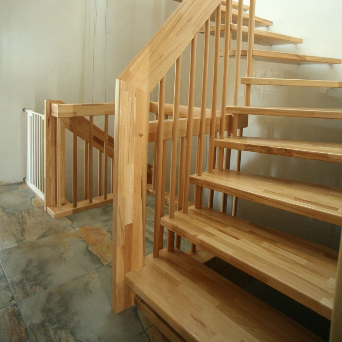 Freitragende Treppe (Symbolbild)