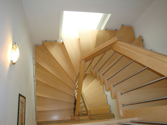 Rutschfeste Holztreppe