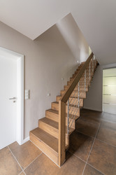 Faltwerktreppe Basic aus Holz Diagonalansicht