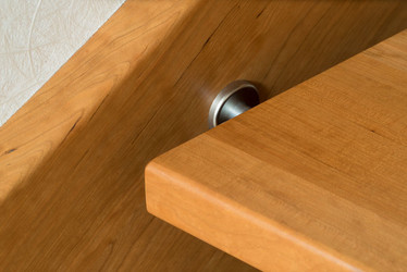 Holzstufen mit Edelstahlgeländer