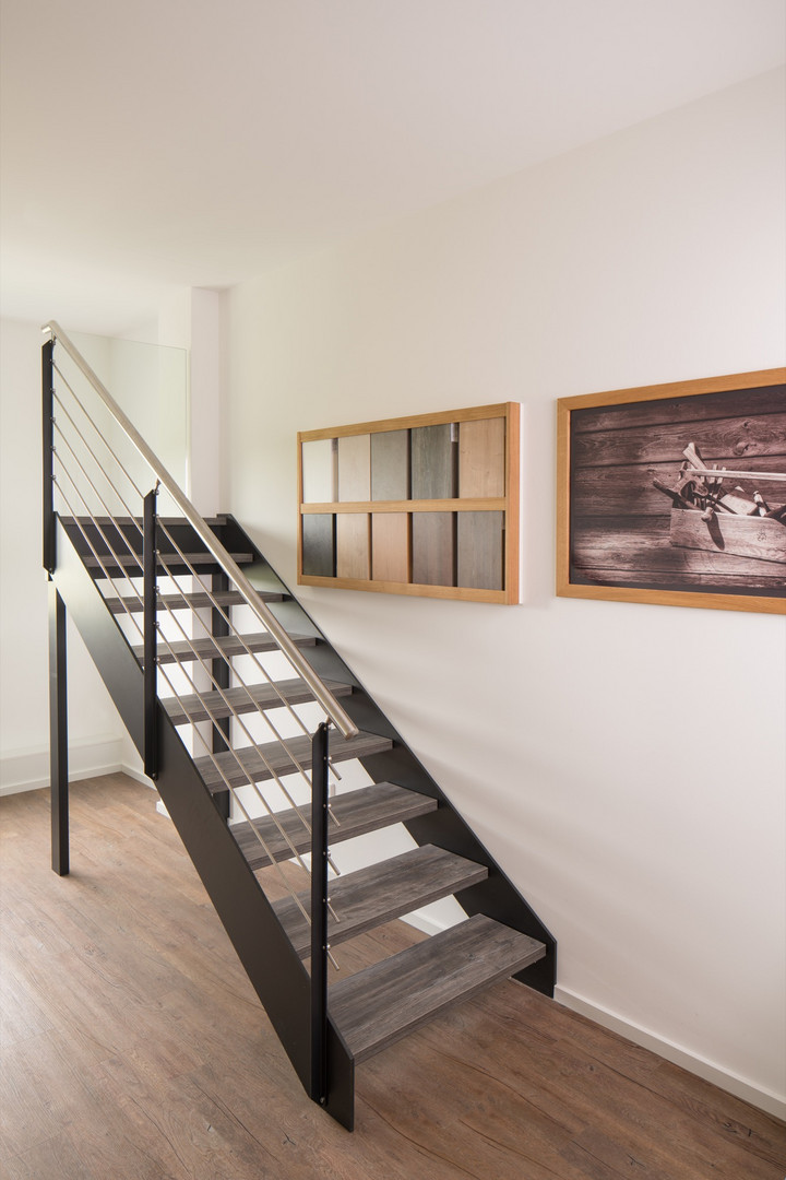 Stahlwangentreppe • Stahltreppe + Holz innen – BÄTHE Treppen