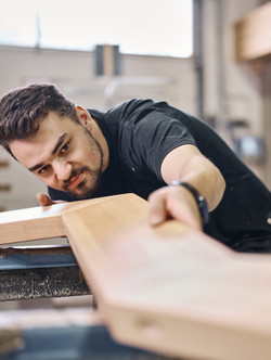 Materialprüfung im Treppenbau