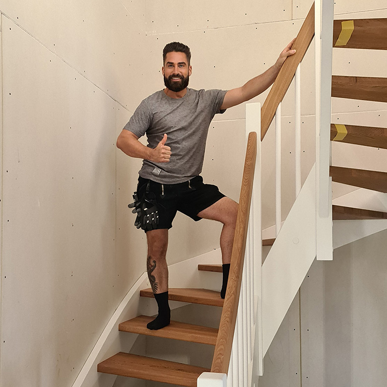 Treppe im Landhausstil (Kundenfoto)